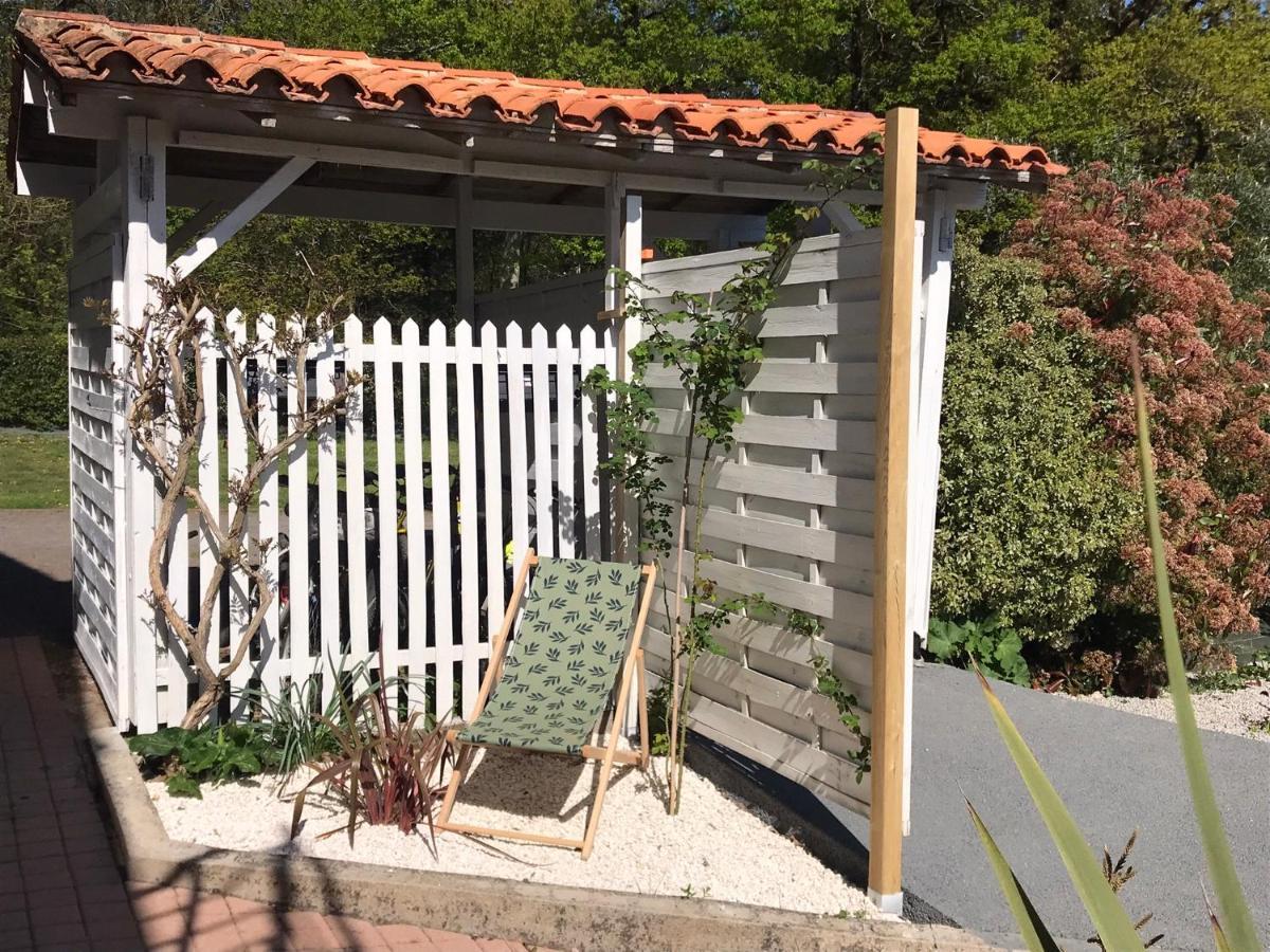 Gite Douceur De Vivre Saint-Avaugourd-des-Landes Exterior foto